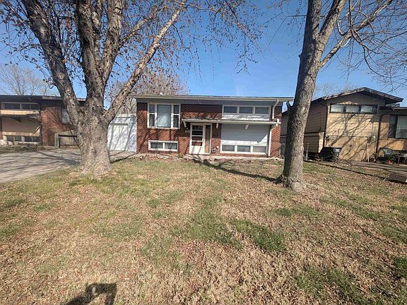 4th image of 2204 S Bennett St