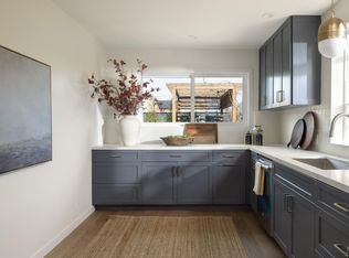 614 Tamalpais Dr, Corte Madera, CA 94925