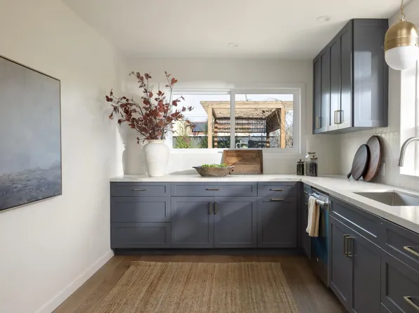 614 Tamalpais Drive, Corte Madera, CA 94925