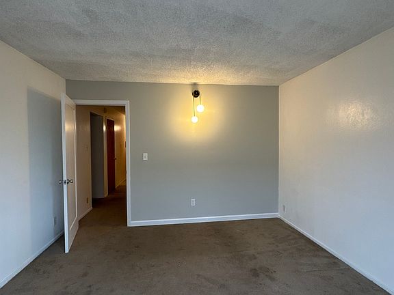 2nd image of 1917 Delaware St APT 7