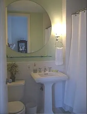 Rented by Douglas Elliman | media 13