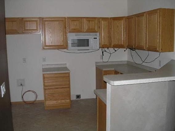 3rd image of 527 N Westmount Dr #A
