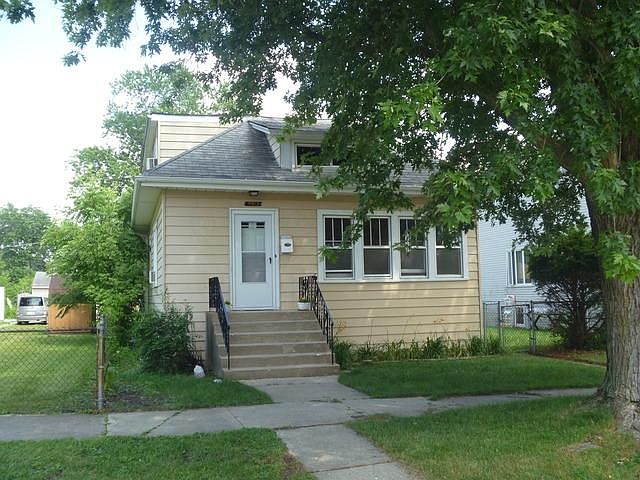 1st image of 9813 S Minnick Ave