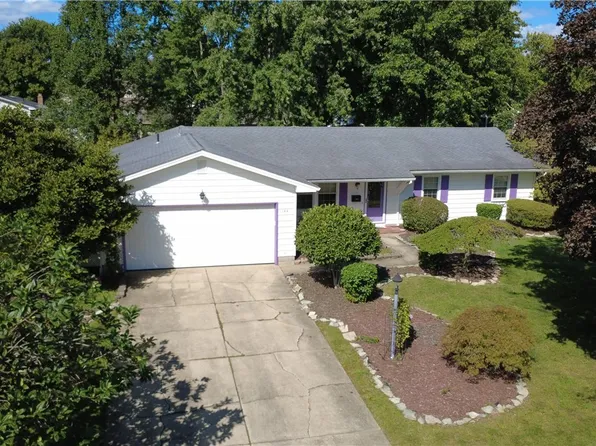 144 Runnemede Dr, Youngstown, OH 44512