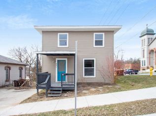 221 Dye St, Ionia, MI 48846