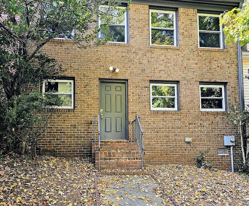 1st image of 1458 Twin Branches Cir SE
