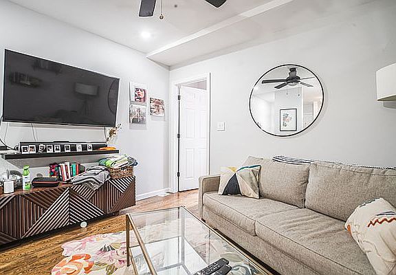 4th image of 41 Underhill Ave APT 3A