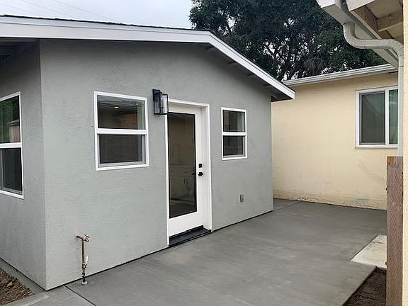 3rd image of 355A Jeffrey Dr
