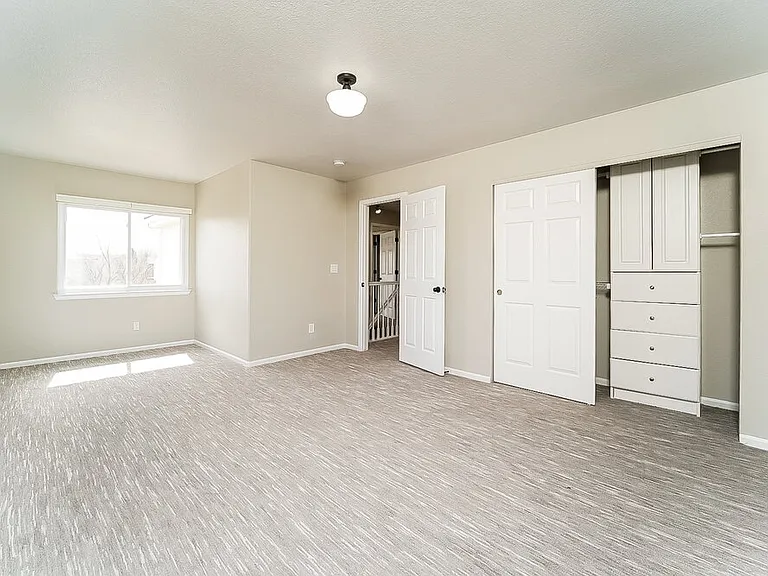 4483 Lyndenwood Point — Photo 14