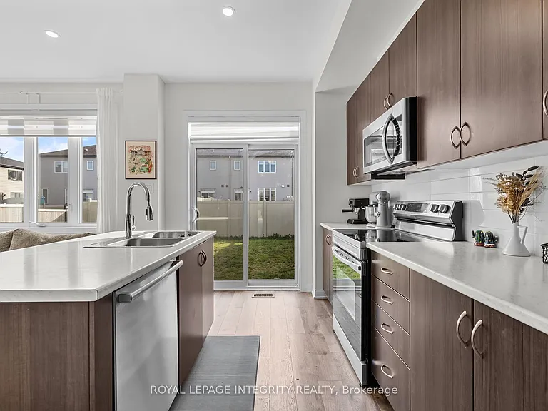 43 Finglas Ct — Photo 10