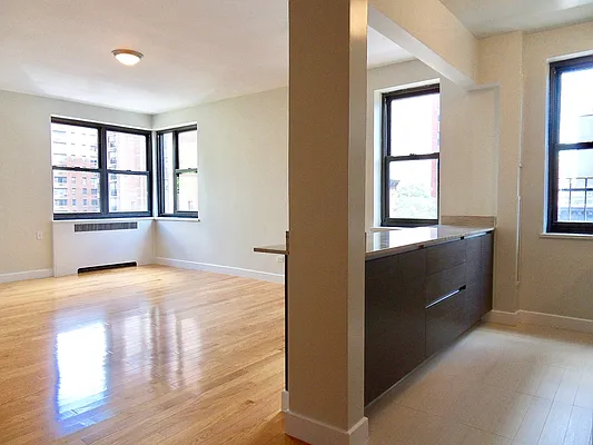 Rented by Stonehenge NYC LLC | media 1