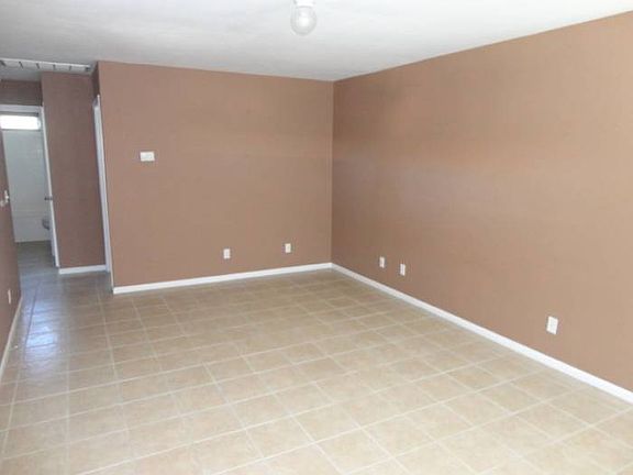 4th image of 229 E Graham Ave #A