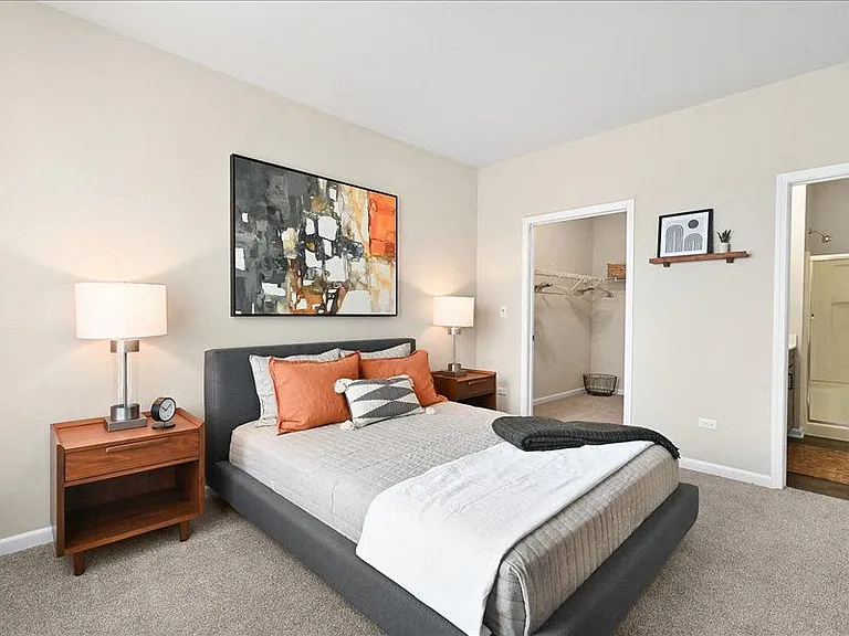 Farmington Lakes Apartments — Photo 44