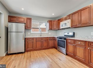 2208 Henderson Ave, Silver Spring, MD 20902