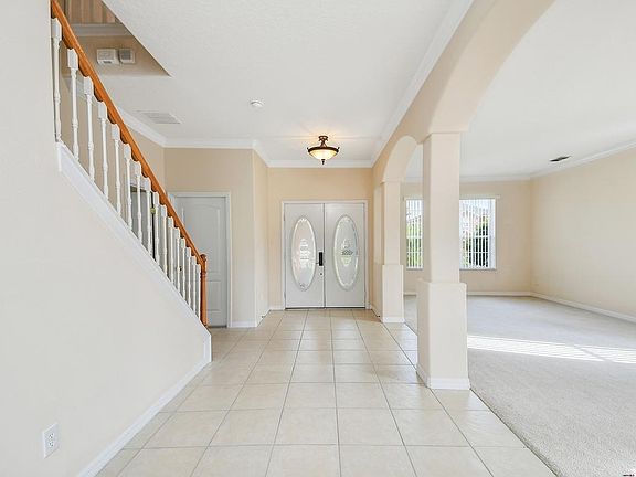 2nd image of 15402 Groose Point Ln