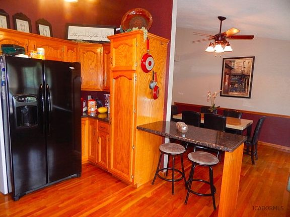 3rd image of 1011 El Dorado Dr
