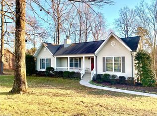 355 Pine Brook Pl, Wilkesboro, NC 28697