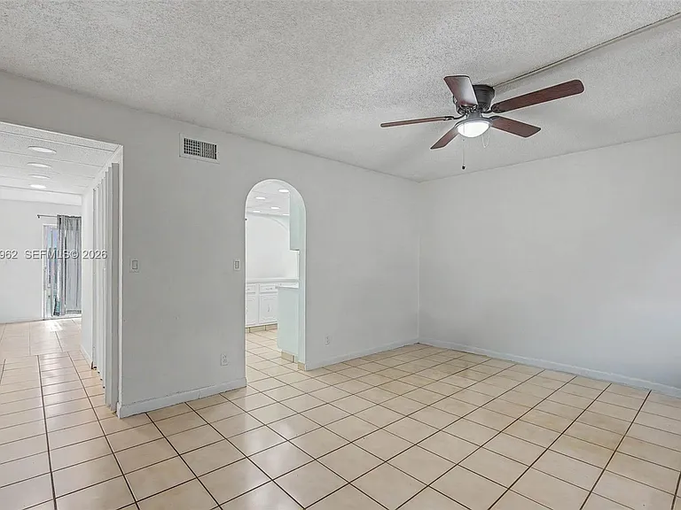3764 SW 60th Ter #15 — Photo 16