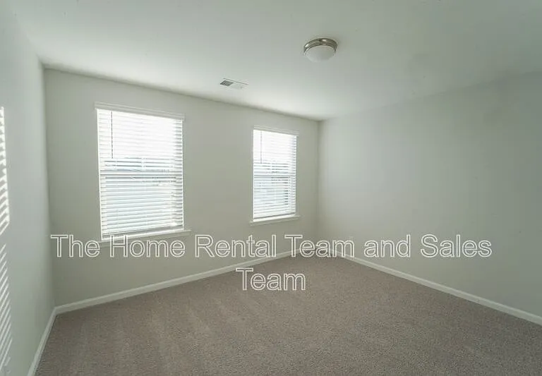 257 Brookline Dr — Photo 15