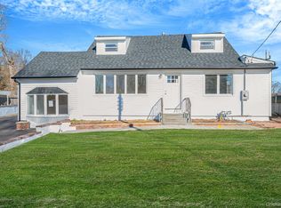 23 Cullen Drive, East Northport, NY 11731