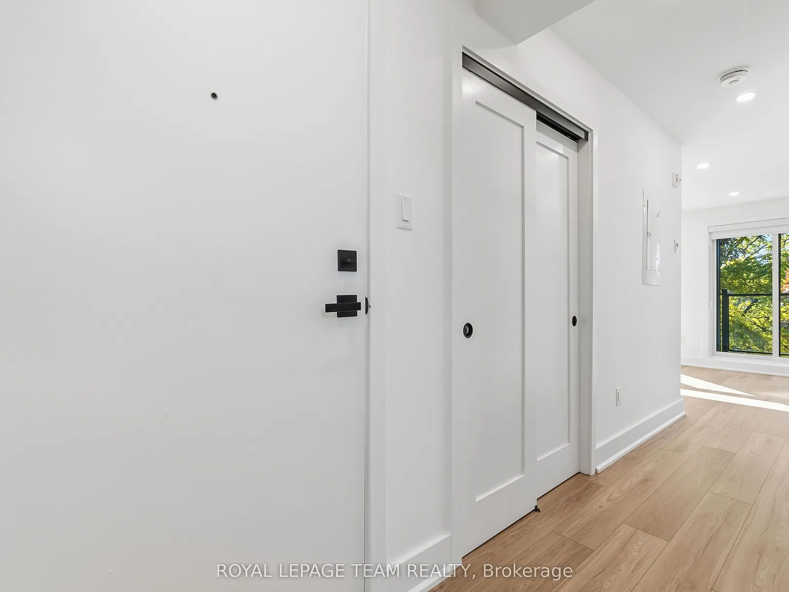 1 bed, $1,959 — Photo 3