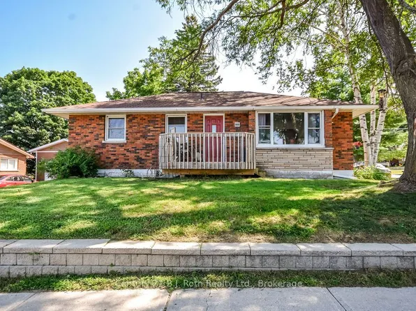 449 Irwin St, Midland, ON L4R 2V6