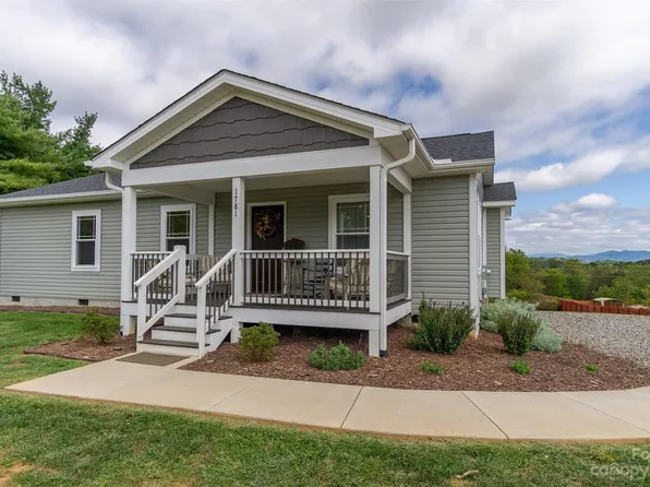 1781 Bear Creek Rd, Leicester, NC 28748