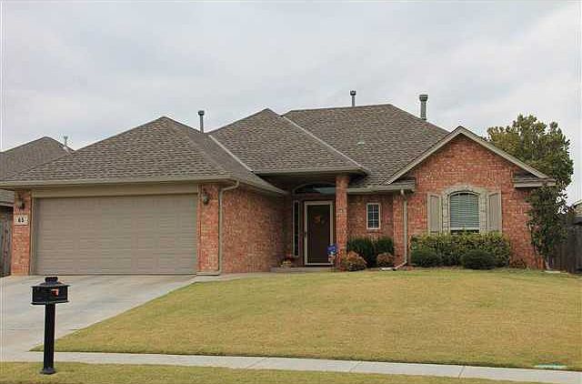 1st image of 65 Bonaire Dr