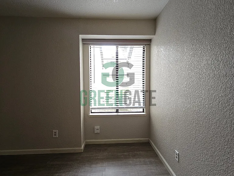 1108 Cedar Creek Dr #1 — Photo 35