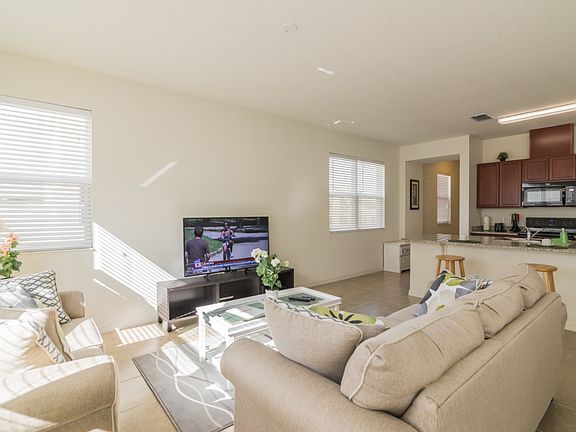 3rd image of 5114 Adelaide Dr