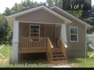 1320 W Elm St, Springfield, MO 65806