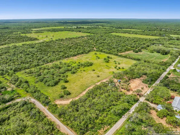 3932 3932-3942 Multiple lots Ave L LOT 3932, Christine, TX 78064