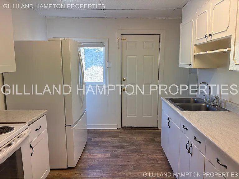 725 SW 7th St — Photo 16