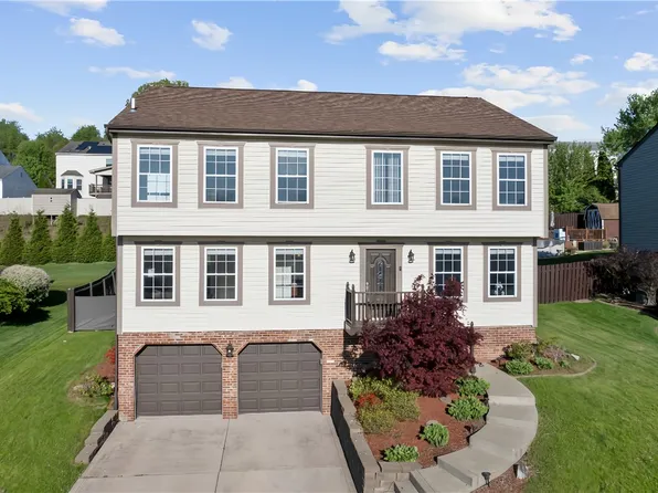 307 Carriage Blvd, Pittsburgh, PA 15239