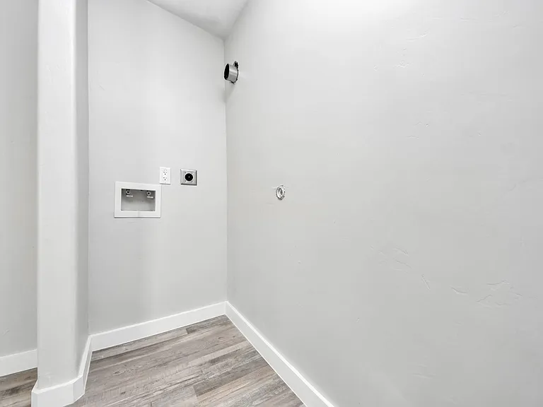 6201 Batterson St — Photo 22