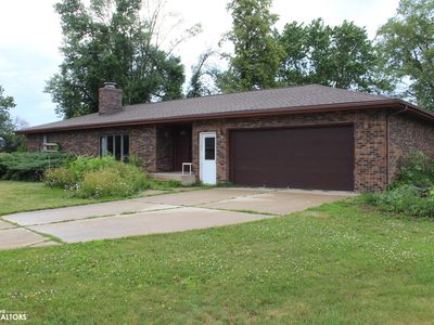 43 Golf View Ct, Garner, IA, 50438