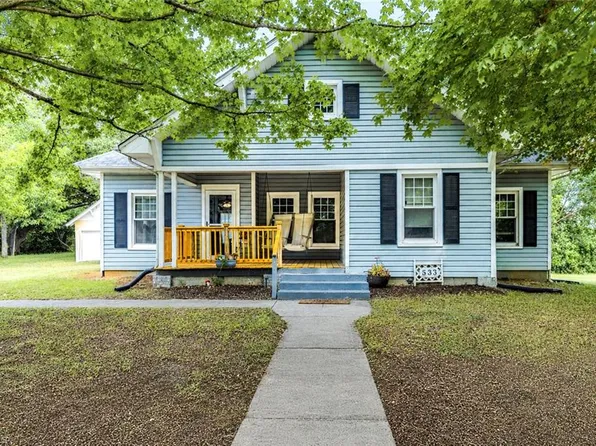 533 S Fayetteville St, Liberty, NC 27298