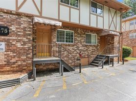 1175 Church St, Decatur, GA