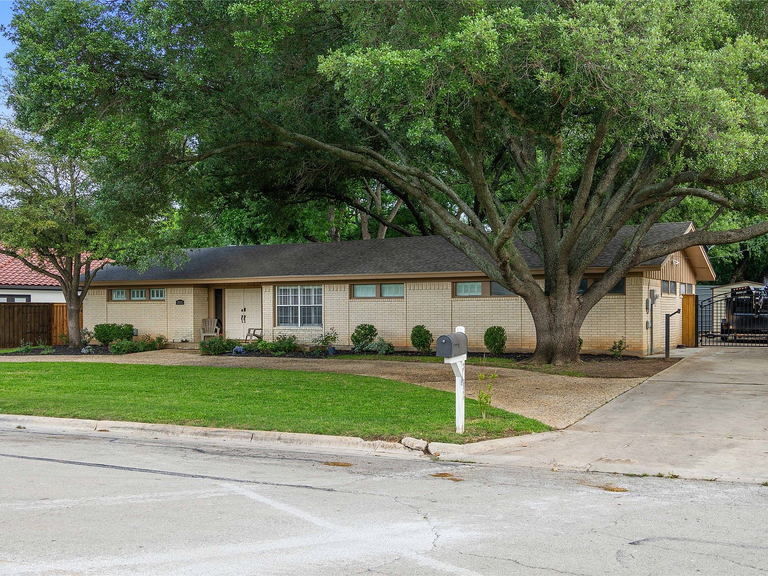 2512 Good Shepherd Dr, Brownwood, TX 76801 Zillow