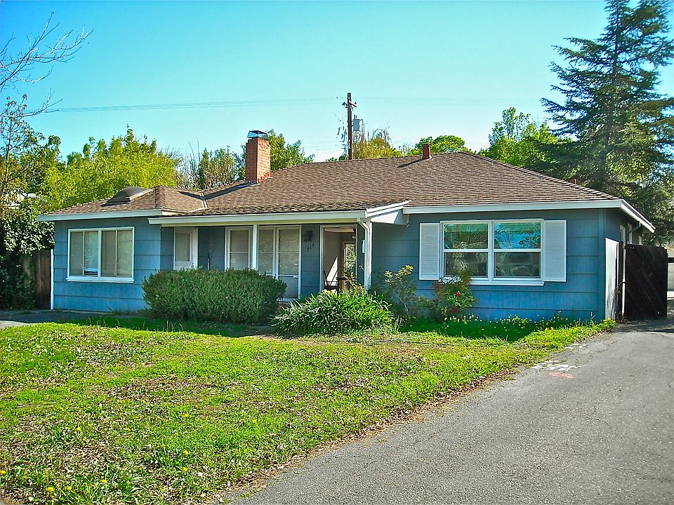 1st image of 714 Montrose Ave