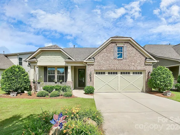 7523 Short Putt Ct, Charlotte, NC 28215
