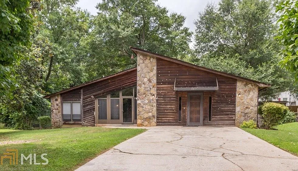 8877 Wellston Ct photo 1