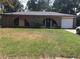 2607 Ridgeway Dr, Gautier, MS 39553