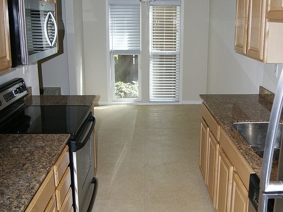 4th image of 185 Sierra Dr APT 217