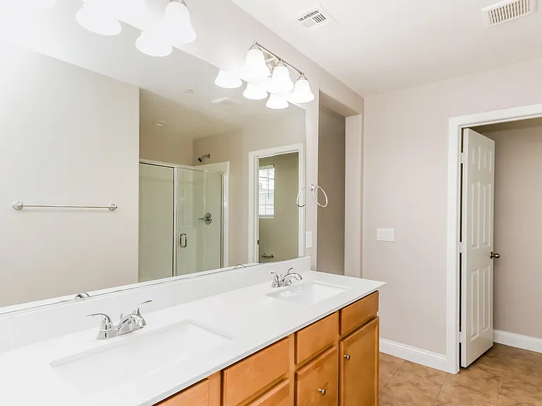 377 Misterioso St — Photo 12