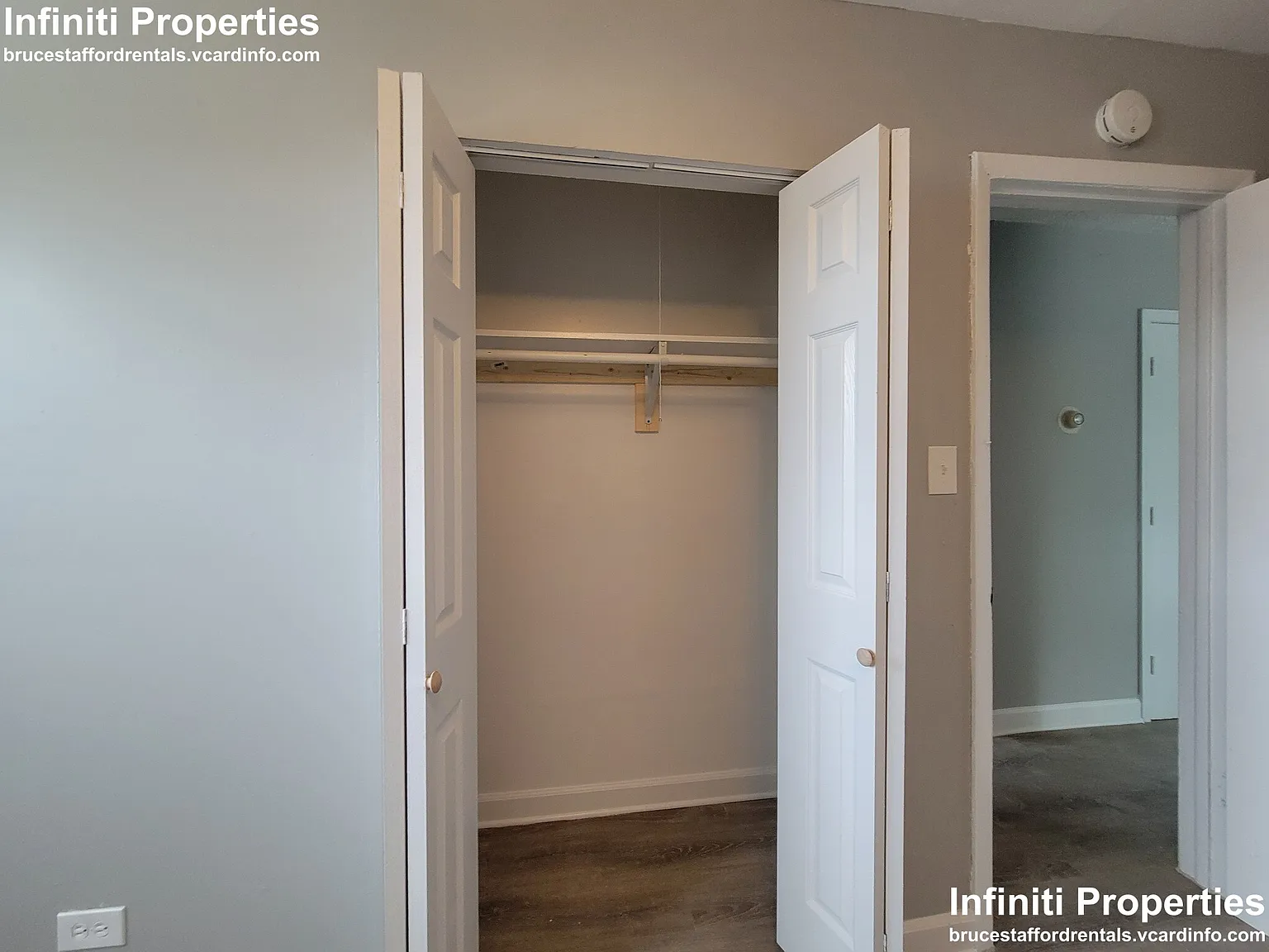 2 bed, 1.0 bath, $1,300 — Photo 4