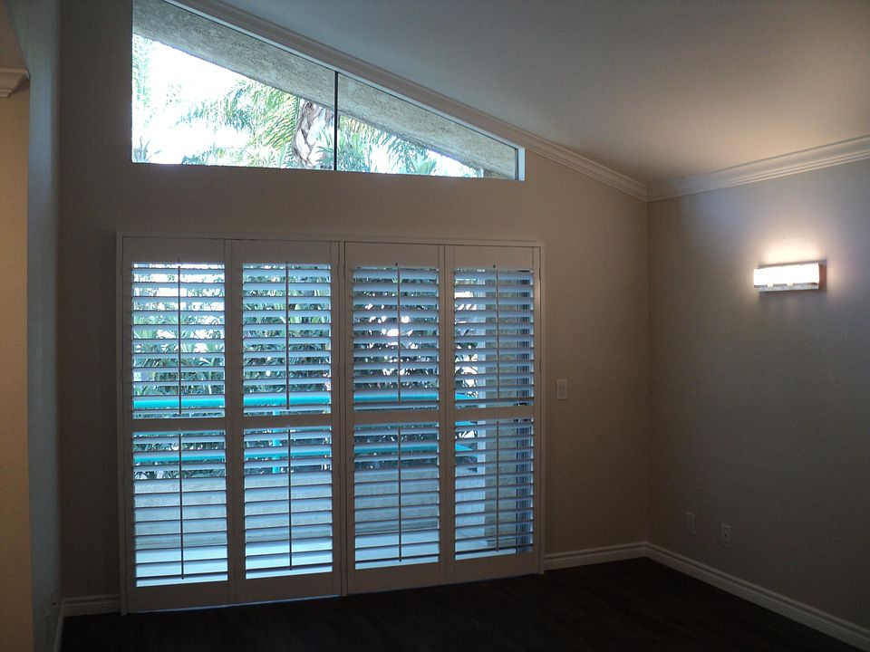 1st image of 1552 W 12th Pl APT 101