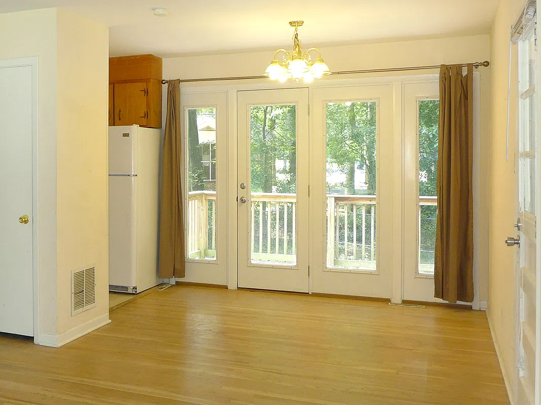 5 bed, 2200 sqft, $2,995 — Photo 4