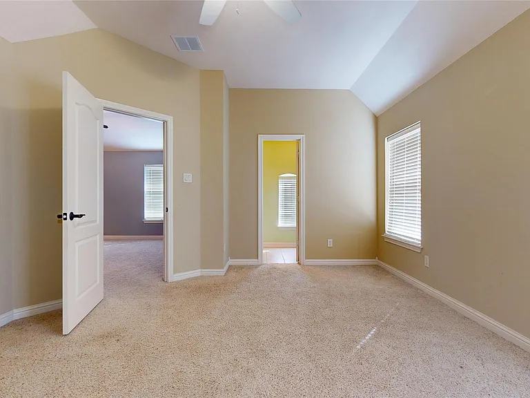 8538 Sunrise Meadow Ln — Photo 40