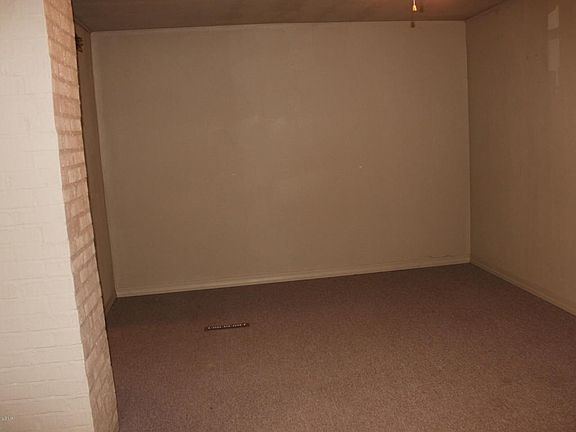 5th image of 308 2nd Ave NW